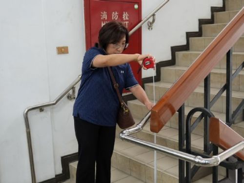 屏東縣推行公共建物無障礙環境，近三年輔導銀行等160處優化改善
